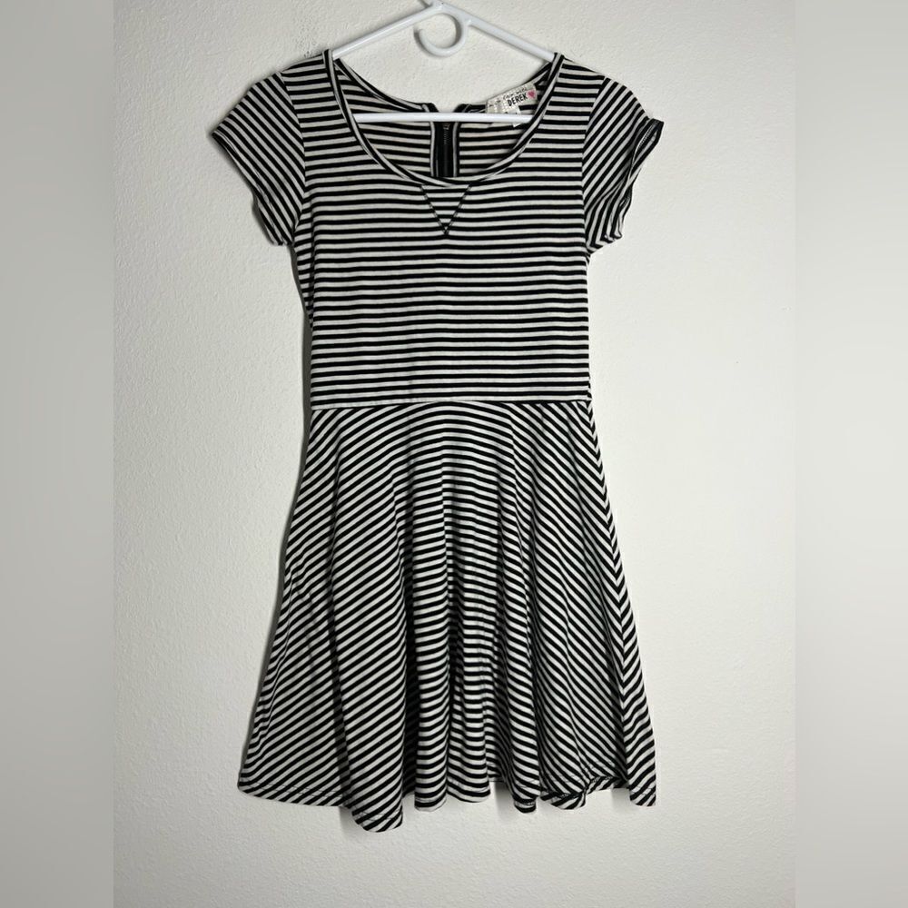 DEREK HEART Black & White Striped Short Skater Dress Size M